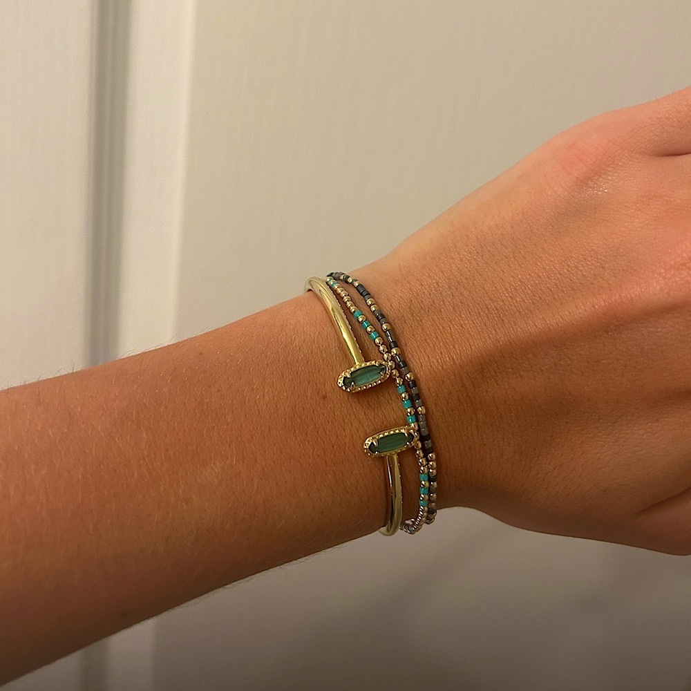 Kendra Scott and Enewton stack